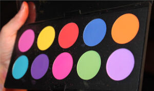 MAKE UP FOR EVER Goes Neon