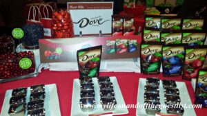 Snack Healthy Valentine’s Day and Beyond w/ DOVE Fruit Dipped In Dark Chocolate