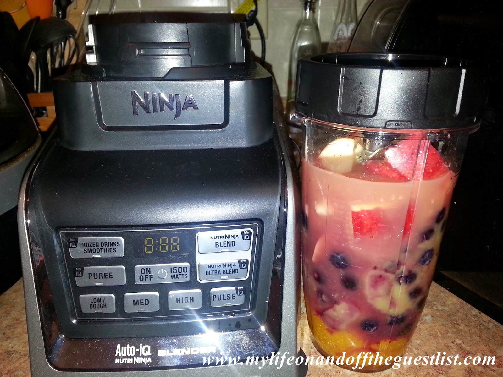 Healthy Drinks & Smoothies w/ Nutri Ninja Blender System with Auto-iQ
