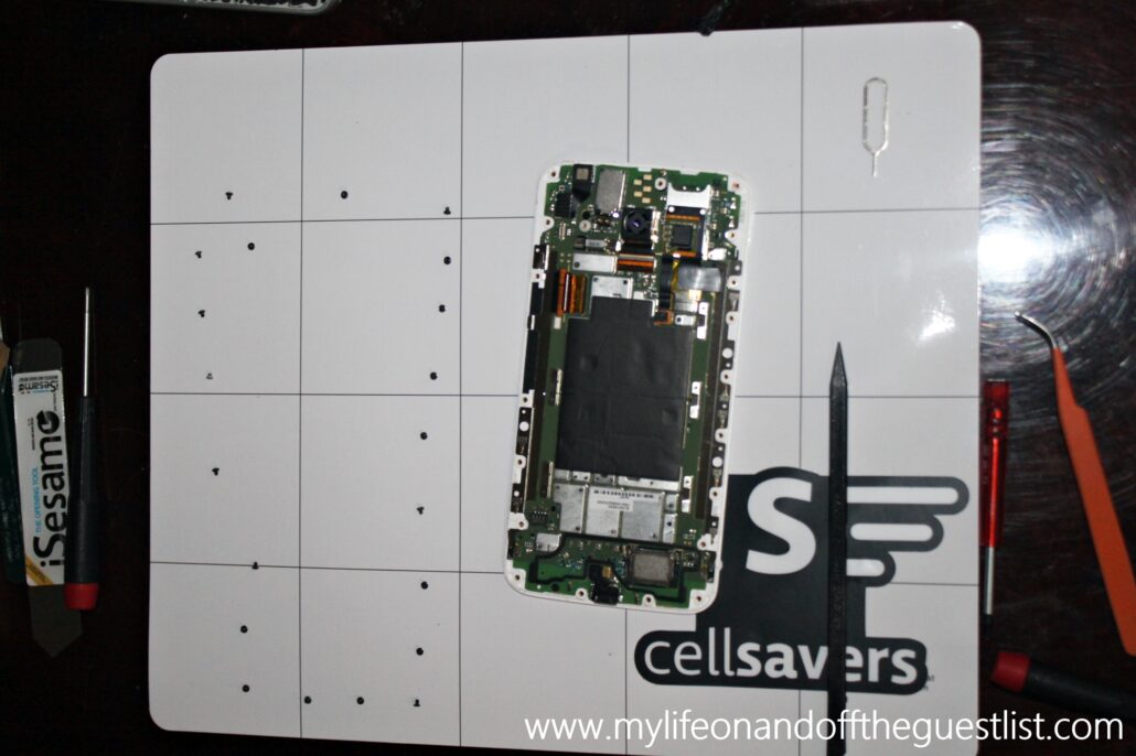 CallSavers_Cell_Phone_Repair2_www.mylifeonandofftheguestlist.com