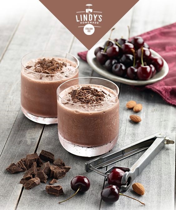 lindys-black-forest-protein-shake-image