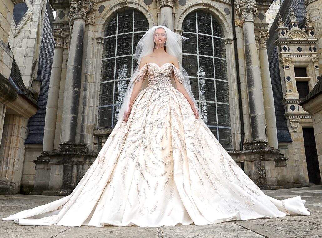 Paris Haute Couture Fashion Week: Fall/Winter 2021-2022 Couture Wedding Dress