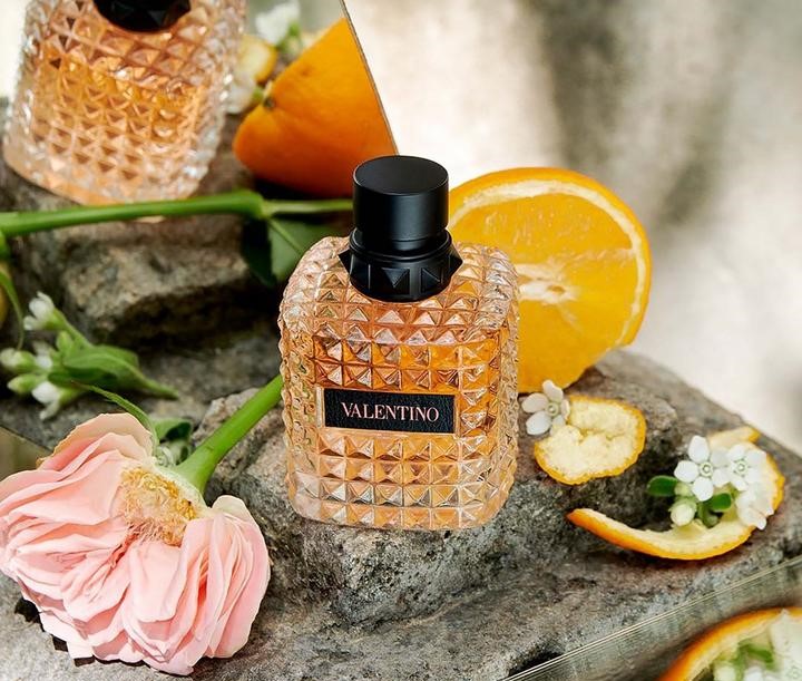 Valentino best sale perfume flower