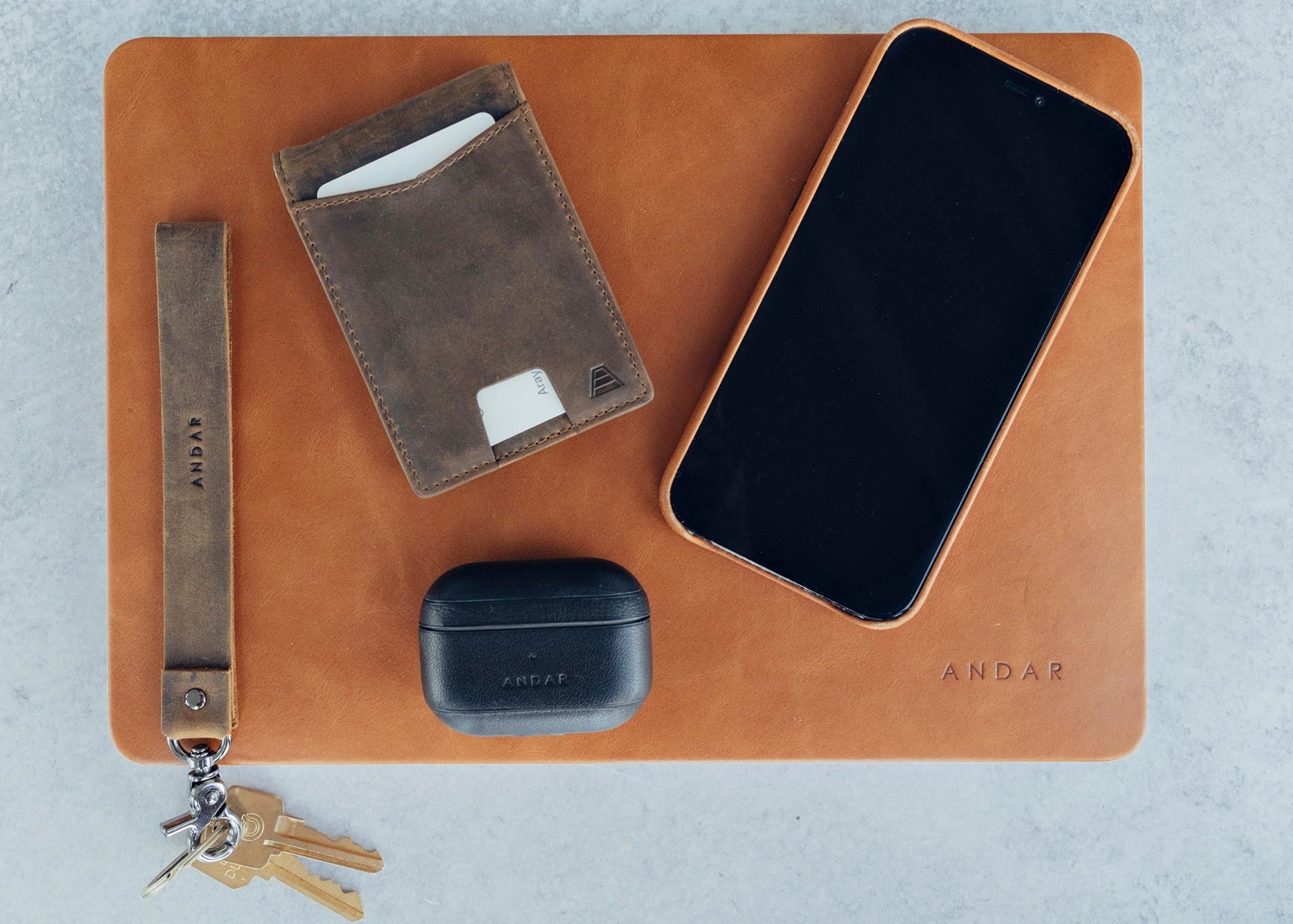 Andar Wallets: Give the Gift of Sustainable Small, Carry Goods