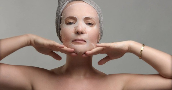 4 Tips to Keep Your Skin Looking Great This Fall