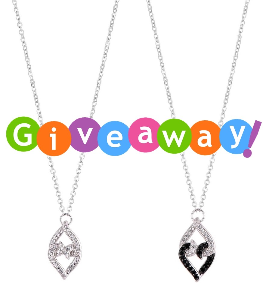 GIVEAWAY: Win a Lolovivi Jewelry Interlocking Heart Necklace
