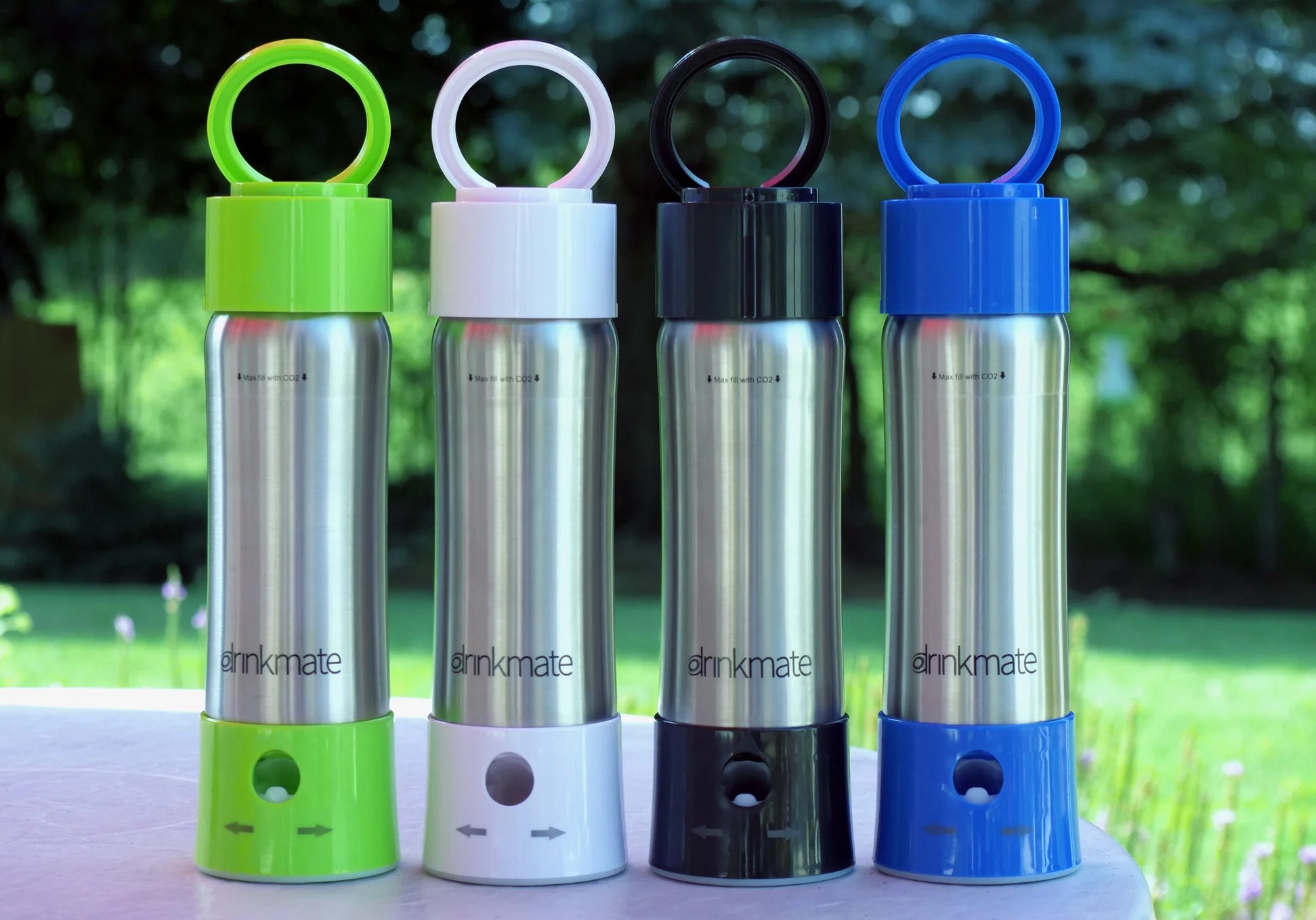 DrinkMate InstaFizz: This Waterbottle Carbonates Any Liquid