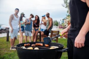 4 Tips for a Safe and Healthy Memorial Day Weekend