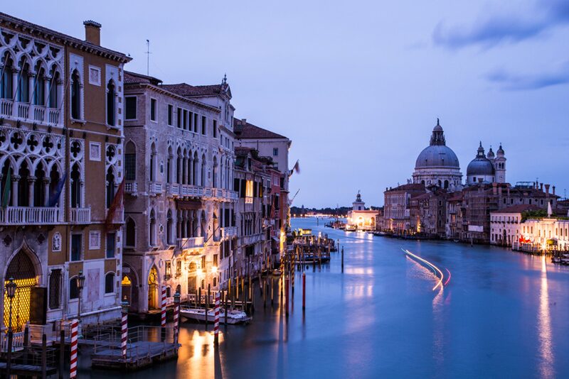 Exploring the Lore of City Living: What Makes It So Popular Among Young Adults