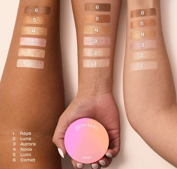 Glow Goals Unlocked with Benefit’s Glow-La-La Gleam Highlighter