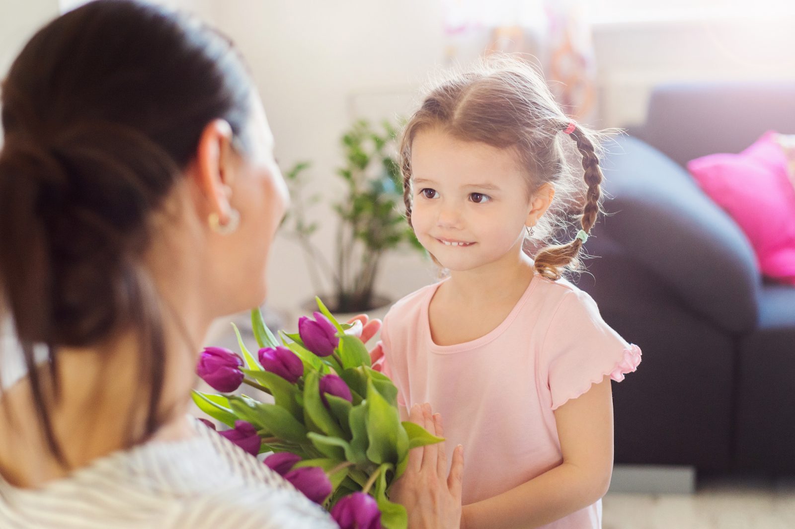 The New Urban Family: Redefining Parenthood, Partnership, and Planning