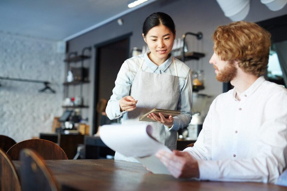 What Questions Should I Ask a Top-Rated Catering Company Before Hiring Them?