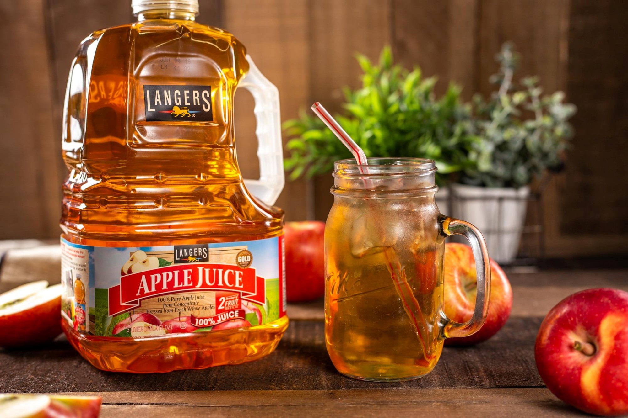 A Taste of Fall w/ Langers Juice: Apple, Cranberry & Pomegranate