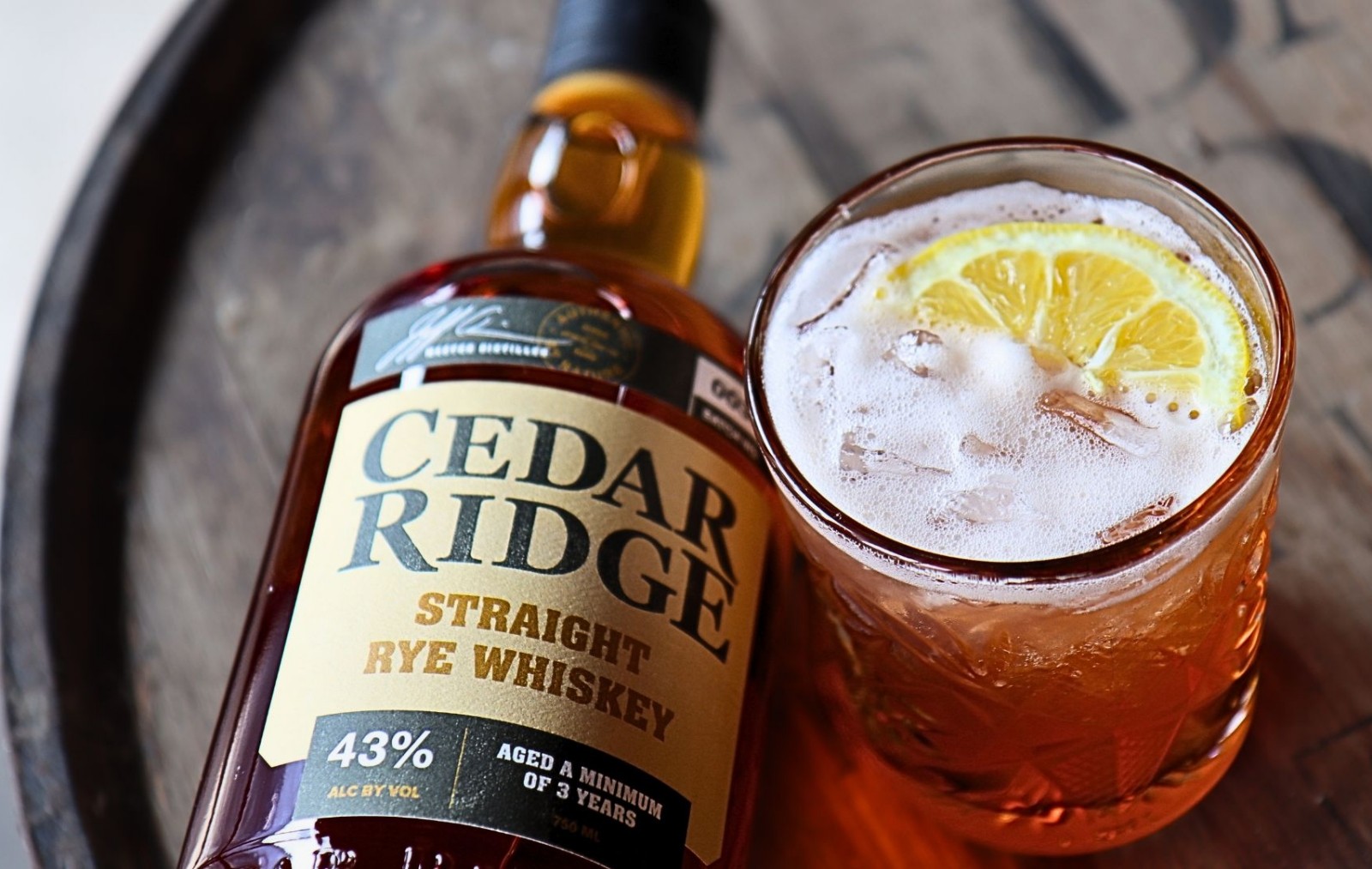 Festive Cocktail Recipes That Bring the Holiday Party to Life