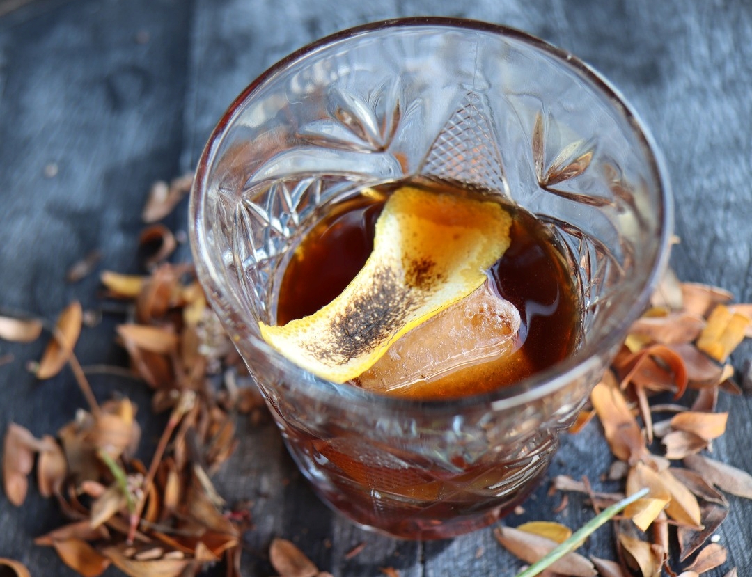 Festive Cocktail Recipes That Bring the Holiday Party to Life