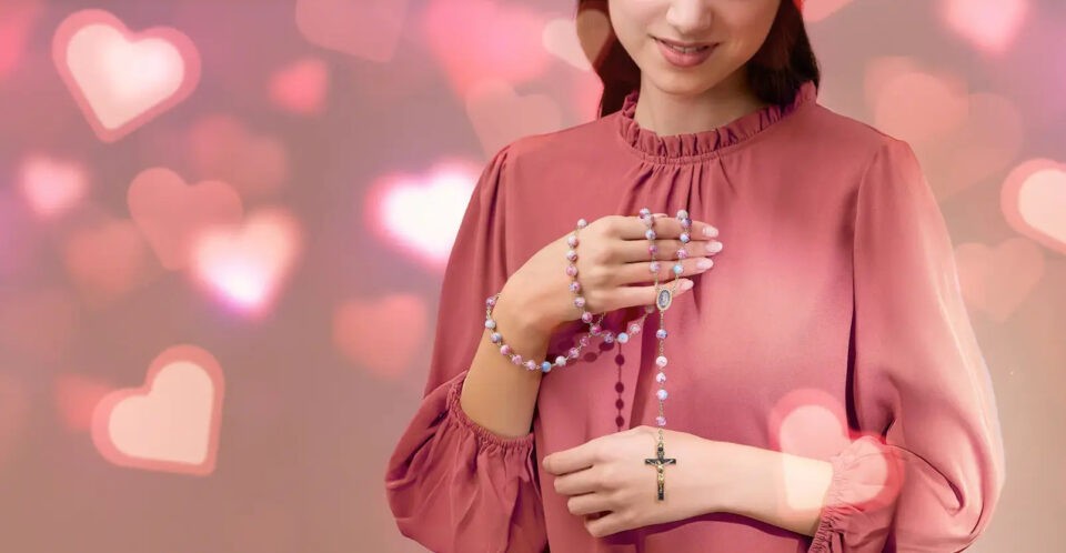 Meaningful Valentine’s Day Religious Gifts from Mondo Cattolico in Rome