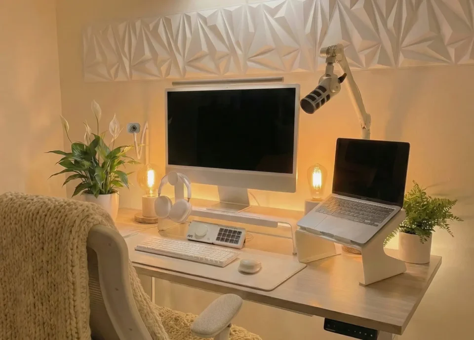 The Laptop Stand That Turns Small Spaces Into Smarter Workstations