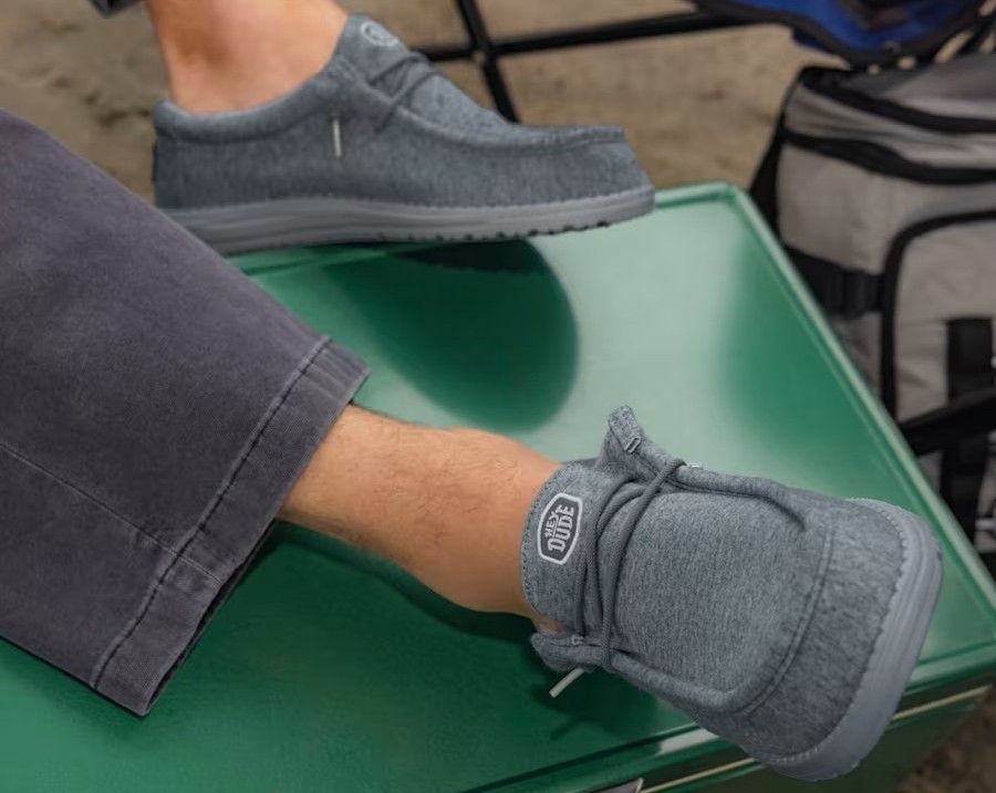 HEYDUDE Wally & Wendy Stretch Jersey: The Comfort of Your Fav Tee