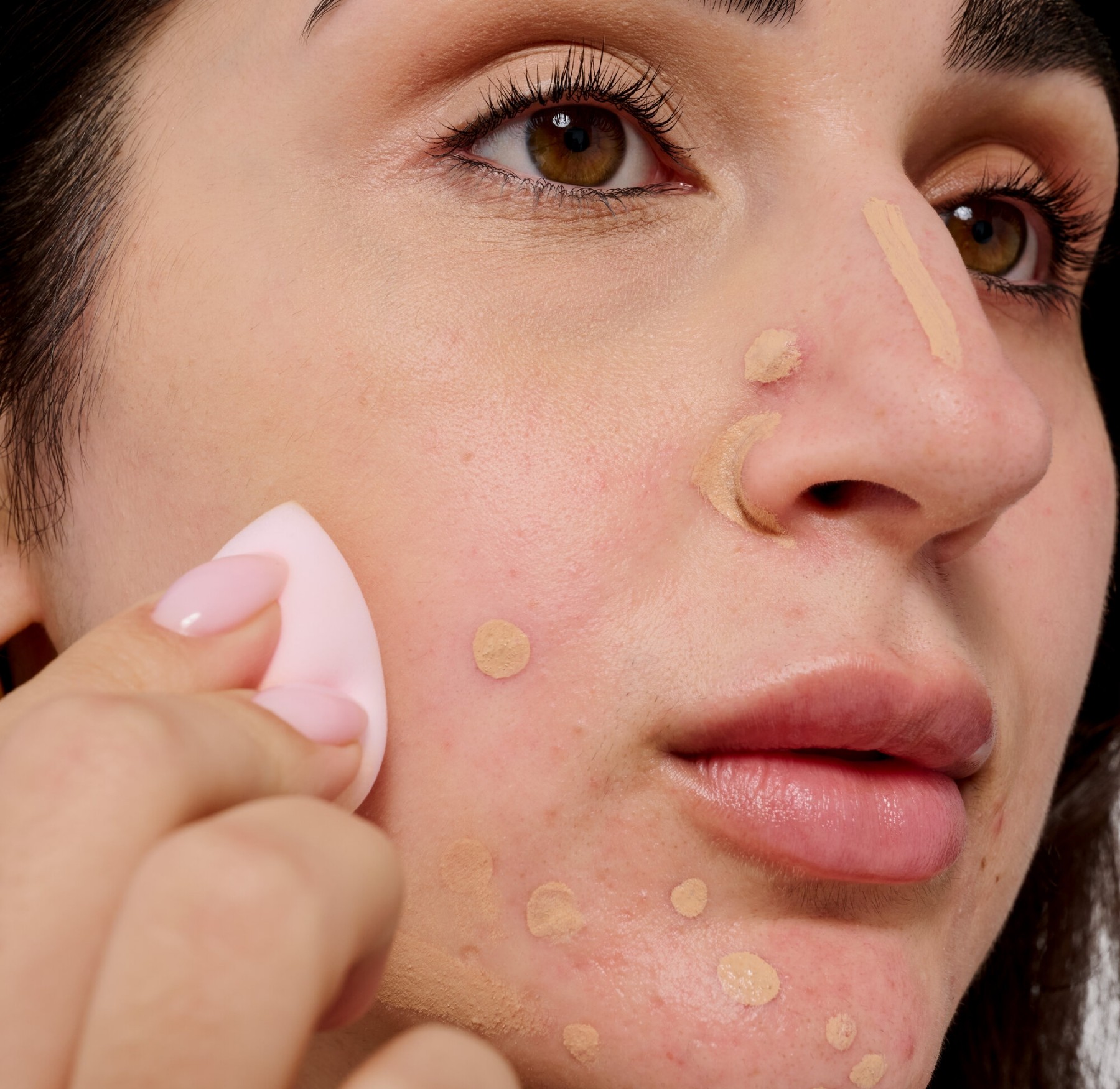 Benefit POREfessional Concealer: Full Coverage, Blurring and 24-Hour Wear